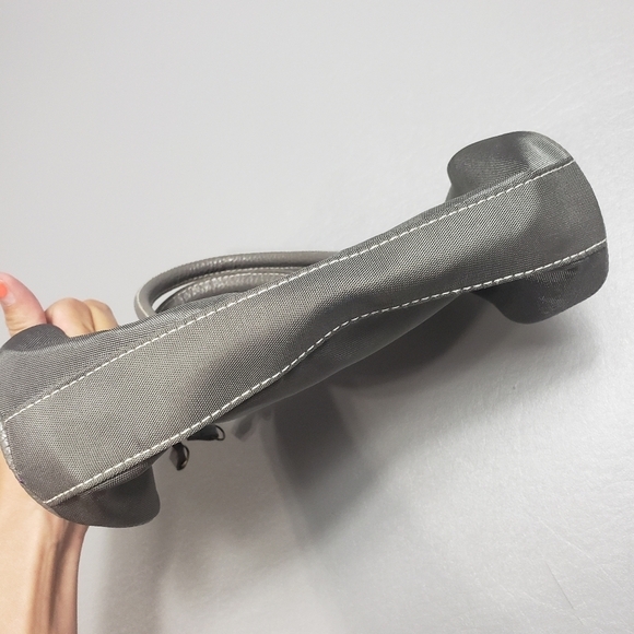 3/$15 Victoria's secret small hand bag - Picture 3 of 10